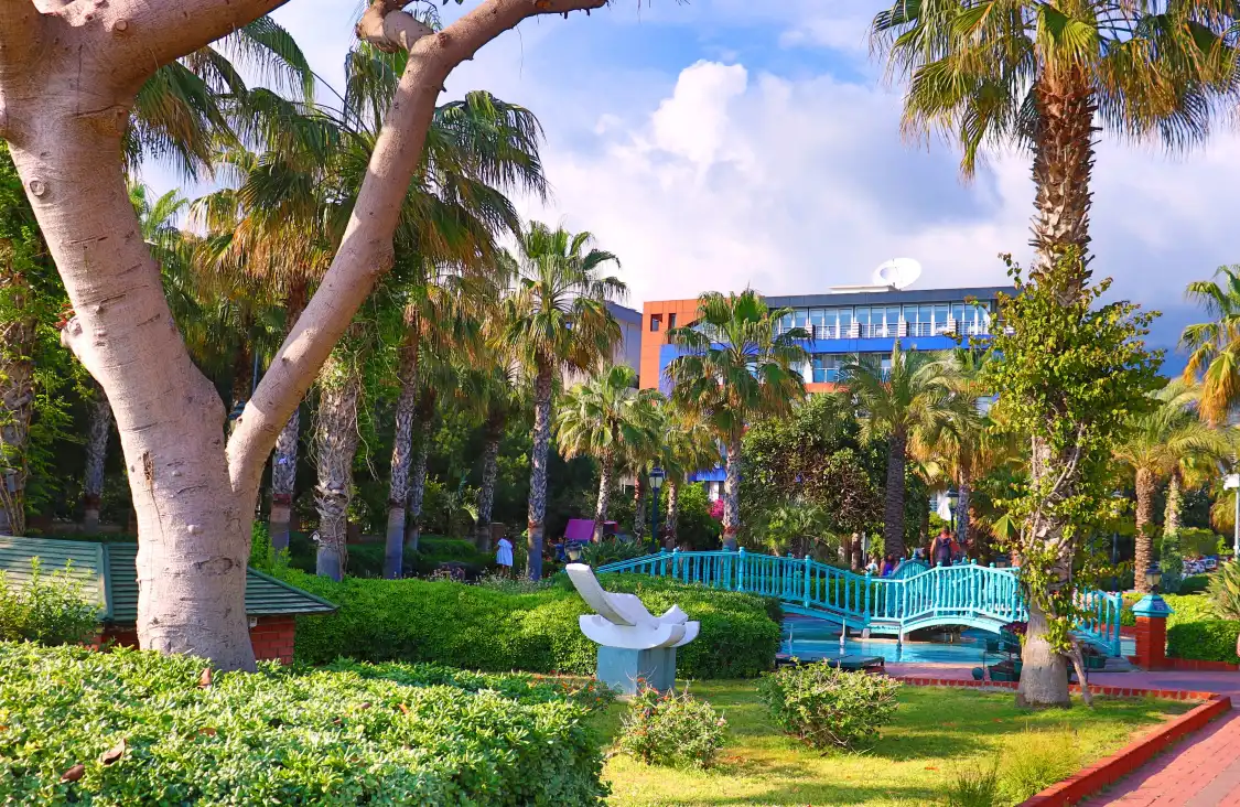 Hotels near Alanya Gardens