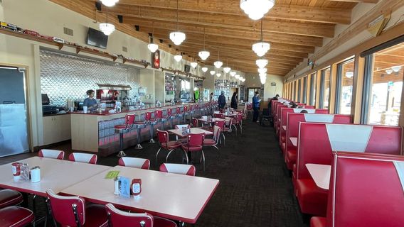 Russell's Truck & Travel Center