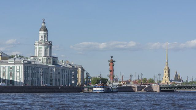 Step2SPb Saint Petersburg Boat tours with Audioguide in 7 languages