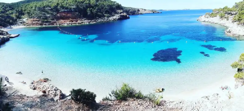 Hotels near Cala Salada Beach
