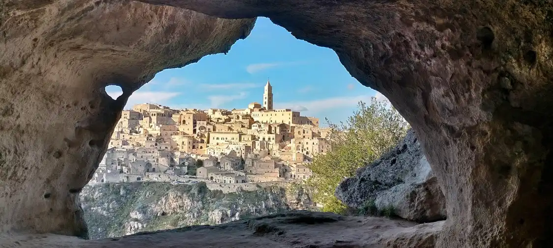 Hotel in zona Ponte Tibetano della Gravina
