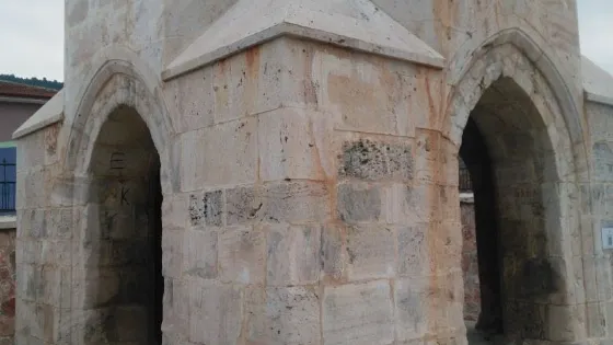 Erenler Türbesi