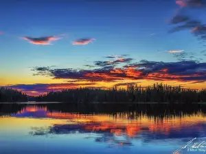 MacKay Lake