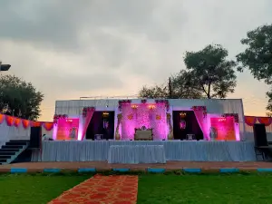 Shivneri Lawns