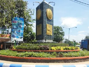 TUGU ADIPURA LOCERET NGANJUK