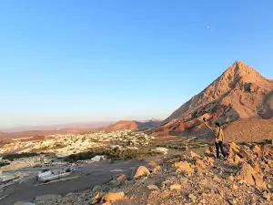 Yanqul Hiking Spot