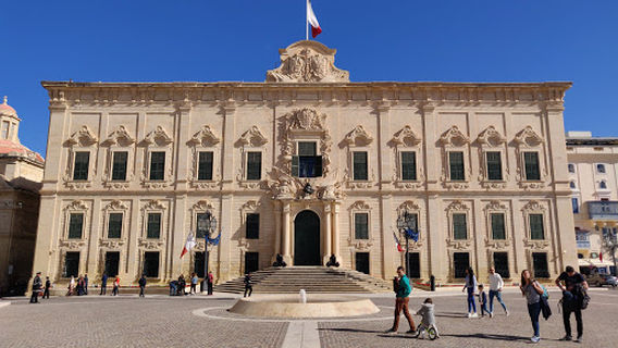 Camper & Nicholsons Grand Harbour Marina