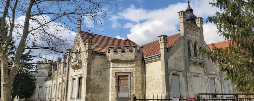 Sajnovics Castle