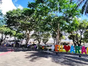 Praça Monsenhor Guilherme Schmitz
