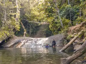 Jantur Air Terjun Ujoh Bilang