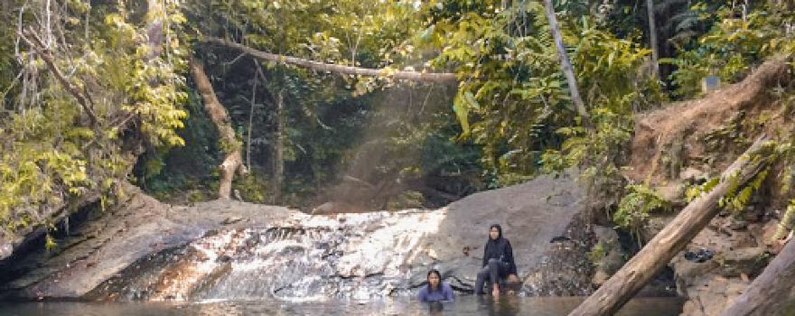 Jantur Air Terjun Ujoh Bilang
