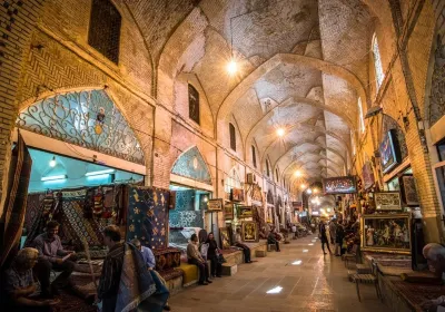 Vakil Bazaar