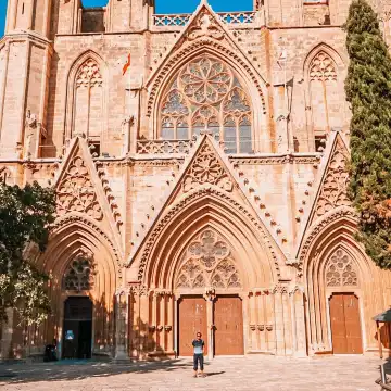 鄰近塞利米耶清真寺的酒店