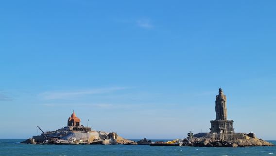 Thiruvalluvar Statue