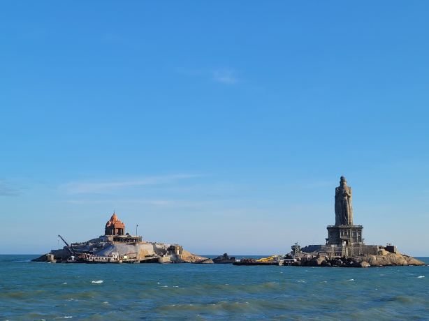 Thiruvalluvar Statue