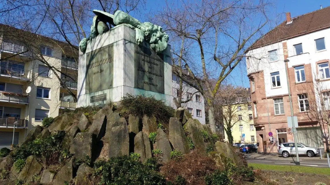 Hotel in zona Hessendenkmal