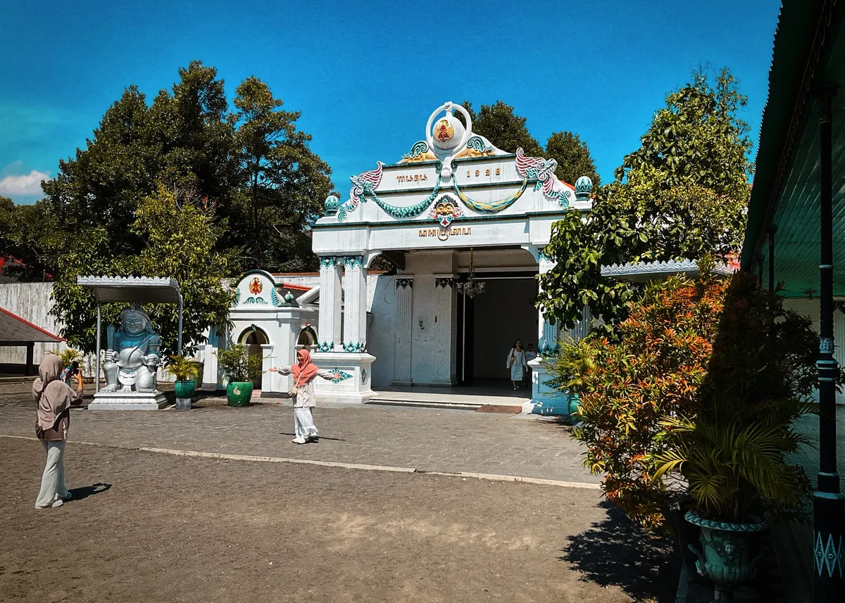 Keraton Ngayogyakarta Hadiningrat