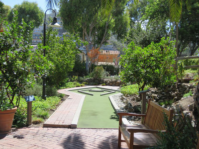 Golf Gardens