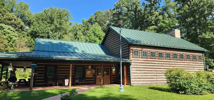 Hotels in West Cornwall Township