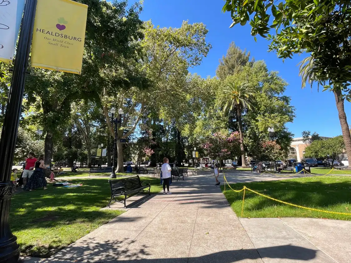 Hotels near Healdsburg Plaza