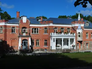 Lūznavas Muiza