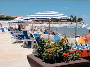 Lido Colonna