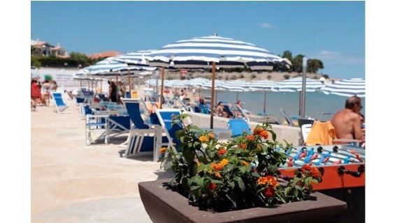 Lido Colonna