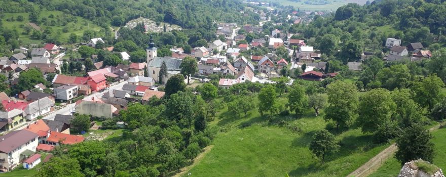 Lednica Castle