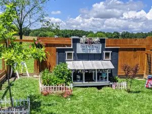 The Red Barn Farm, LLC