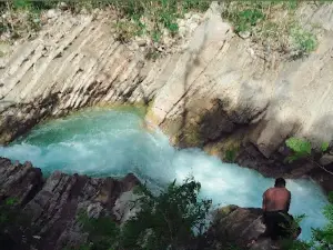 Jacuzzi Natural Peralta