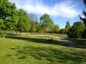 Camping les Plages de l'Ain