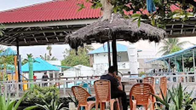 Kolam Renang RM Tarban