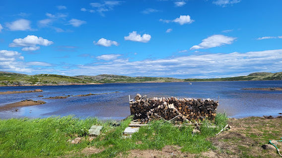 Salmon Bay Farm (Scallop Farm / Ferme de pétoncle)