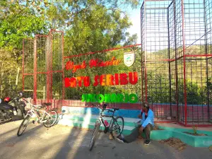 Wisata Alam Batu Seribu