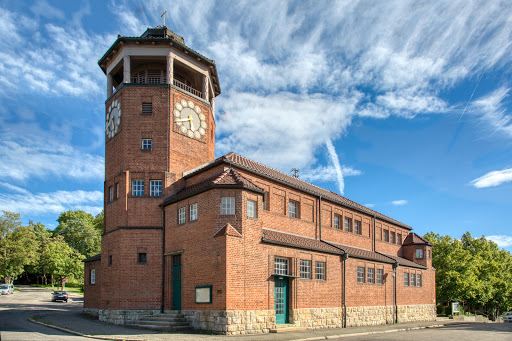 Compare 5 airports near Villingen-Schwenningen