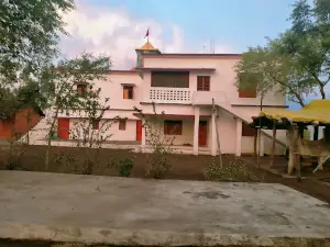 Shesh Ghat Dudhi Ashram