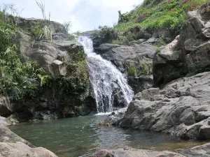 Thác Khuôn Tát