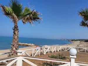 Kamarina Resort