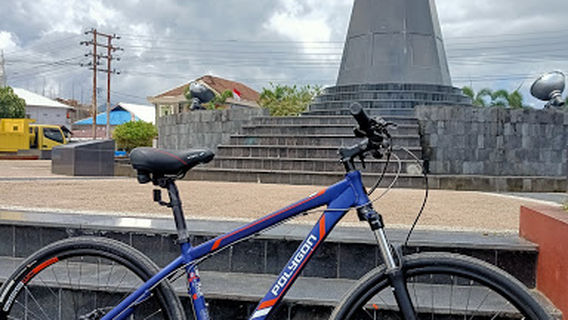 Monument Dr. J. Leimena