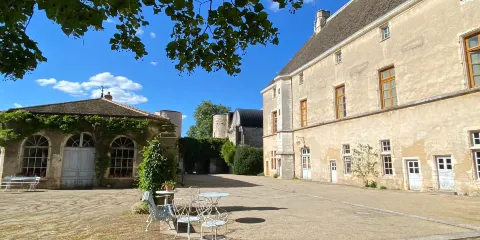 Chateau De Germolles