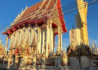 Mueang Roi Et District