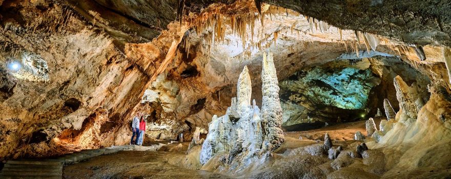 Lipa cave