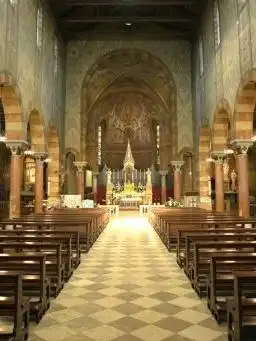 Hotels near Chiesa di San Mauro Martire