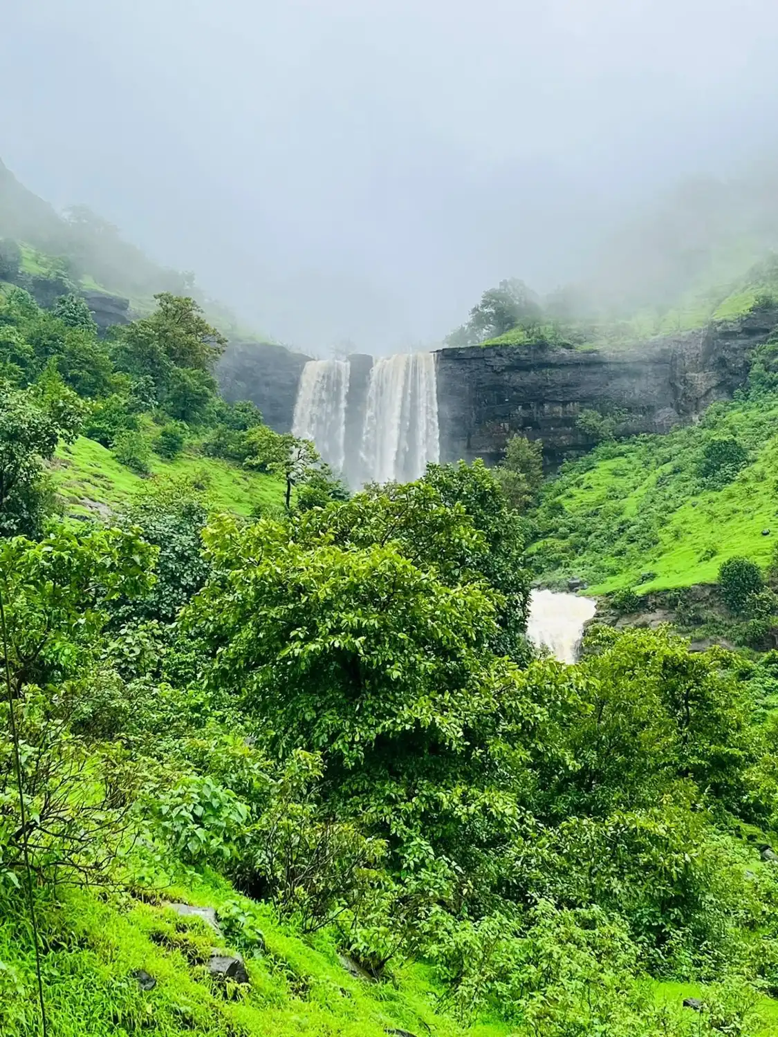 Hotels near Bhavali Dam