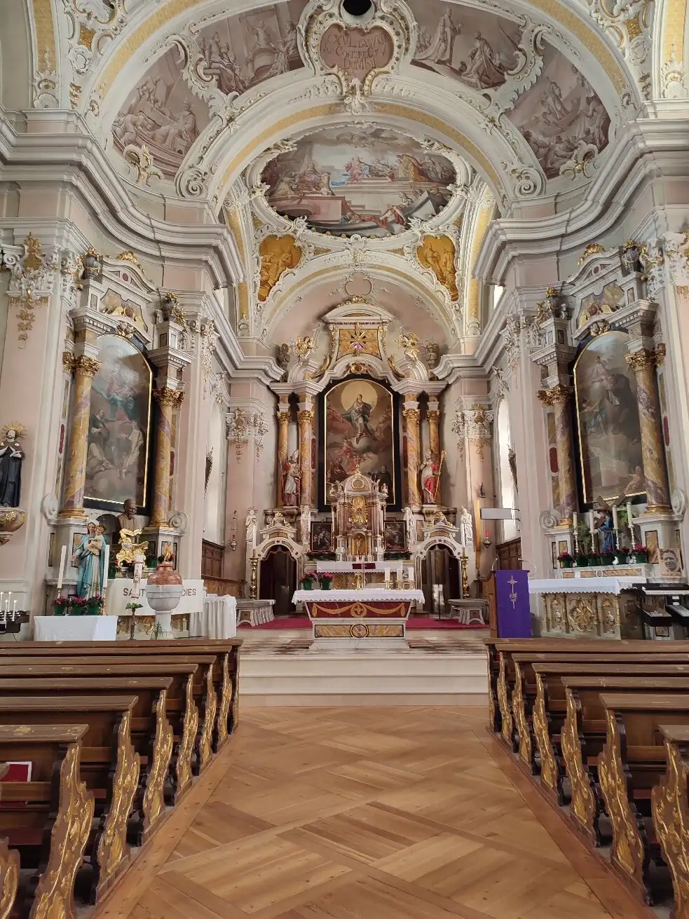 Hotels near Chiesa parrocchiale Badia