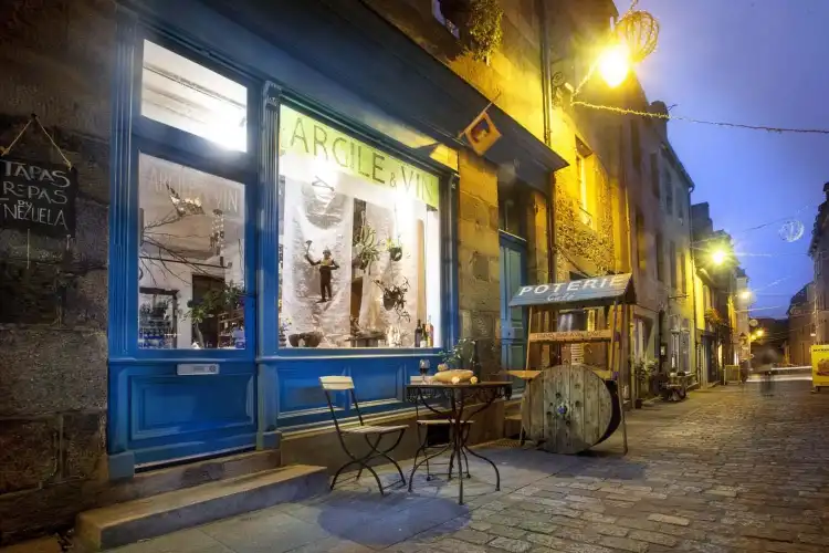 Hotels near Argile Et Vin