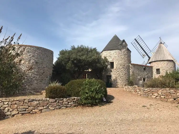 Hôtels à : Faugères
