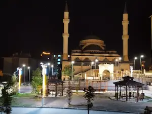 Kent Park Yaşam Merkezi