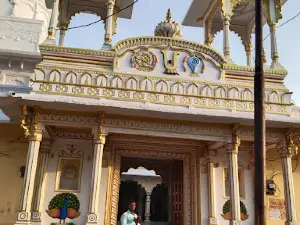 Nai Basti Bina