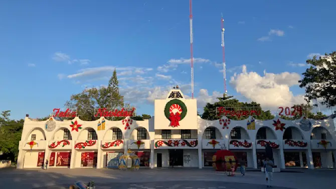 Plaza De Armas Cancun